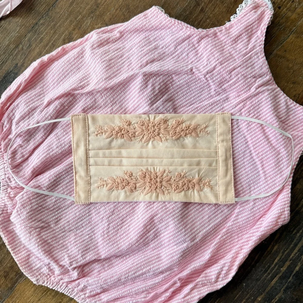Vintage delicate face